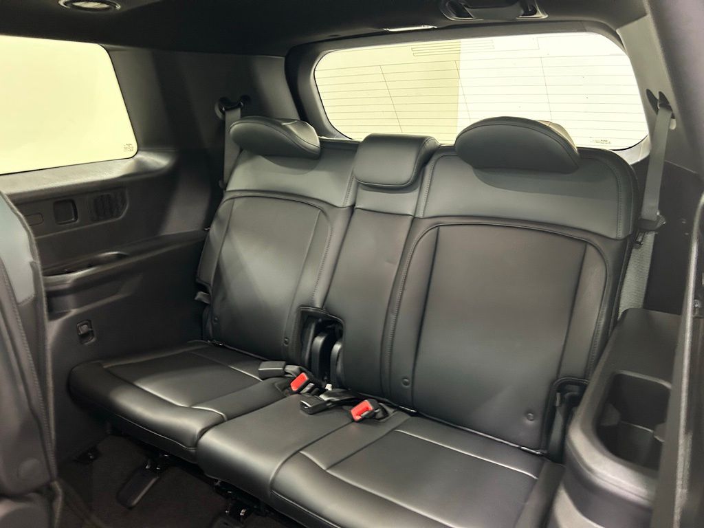 new 2027 Kia Telluride Hybrid car, priced at $57,700