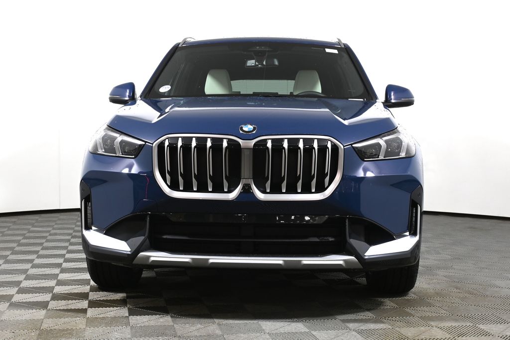 Thumbnail: 2026 BMW X1 - 10