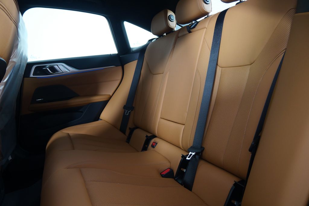 2025 BMW i4 eDrive40 15