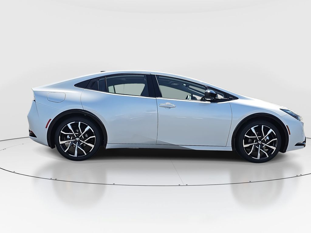 New 2027 Toyota Prius Plug-in Hybrid Sedan
