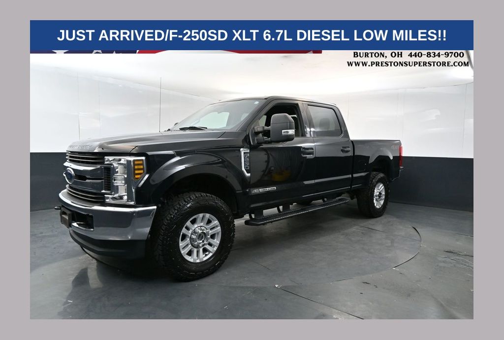 Agate Black Metallic 2019 Ford F-250 Super Duty Pickup Truck Four-Wheel Drive 6-Speed Automatic