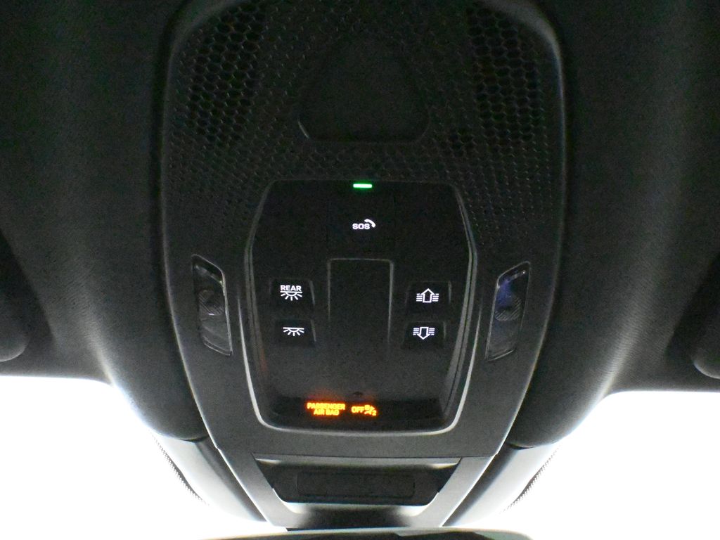 Thumbnail: 2025 Porsche  - 22