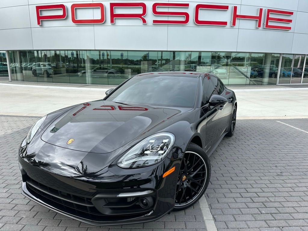 Thumbnail: 2023 Porsche Panamera - 1