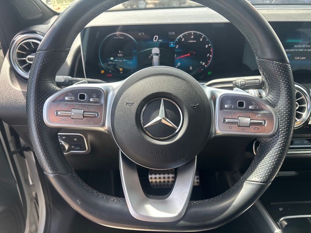 Used Car 2021 Mercedes-benz Glb  Glb 250 For Sale Under $25,000 In Austin, Texas