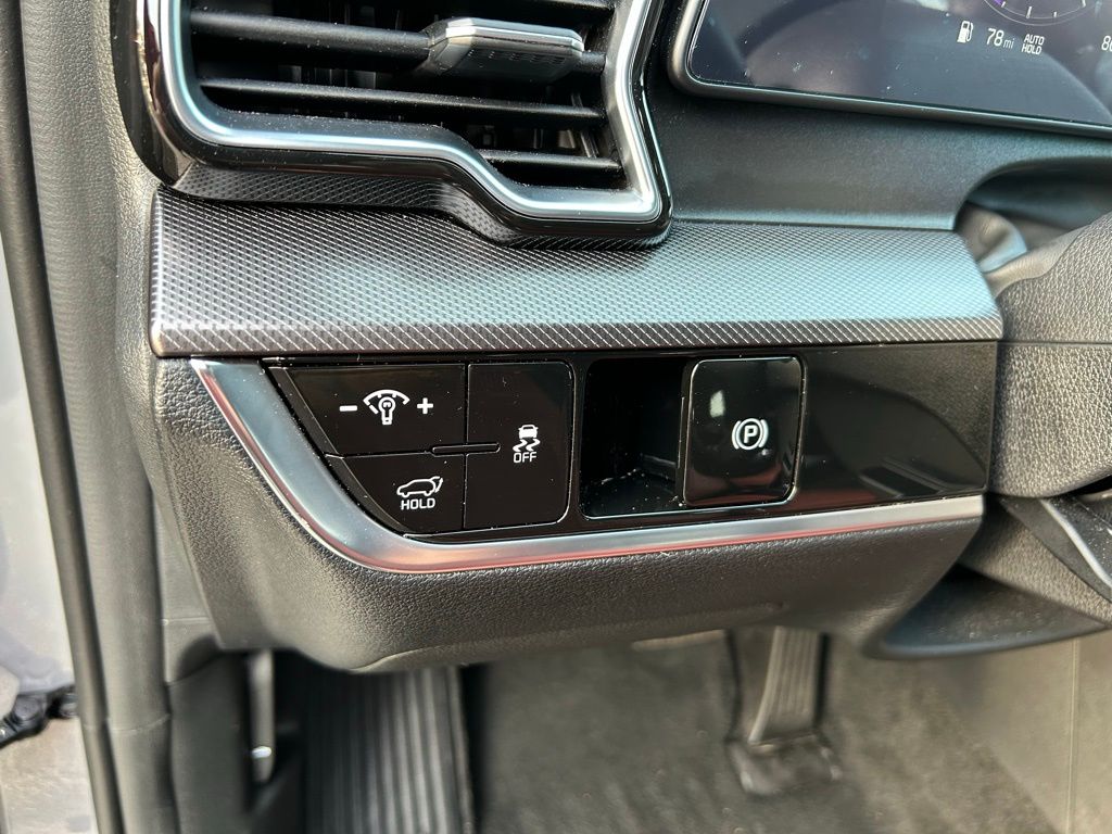 2025 Kia Sportage SX Prestige 19