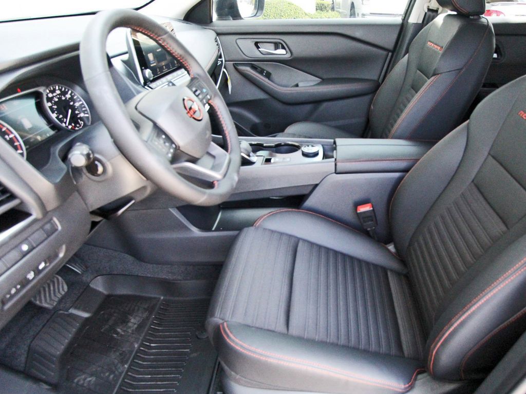 2026 Nissan Rogue Rock Creek - 5
