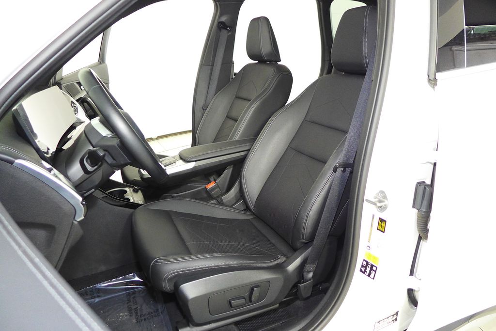 Thumbnail: 2023 BMW X1 - 22