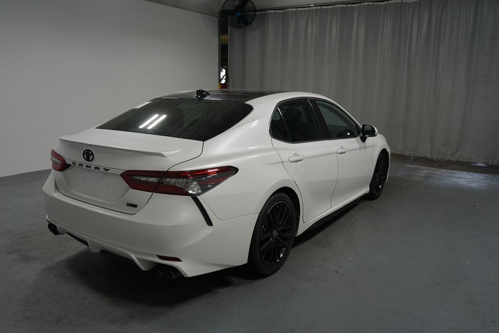 2021 Toyota Camry XSE 4