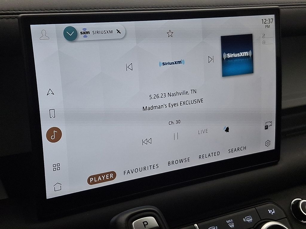 Thumbnail: 2025 Land Rover Defender - 17