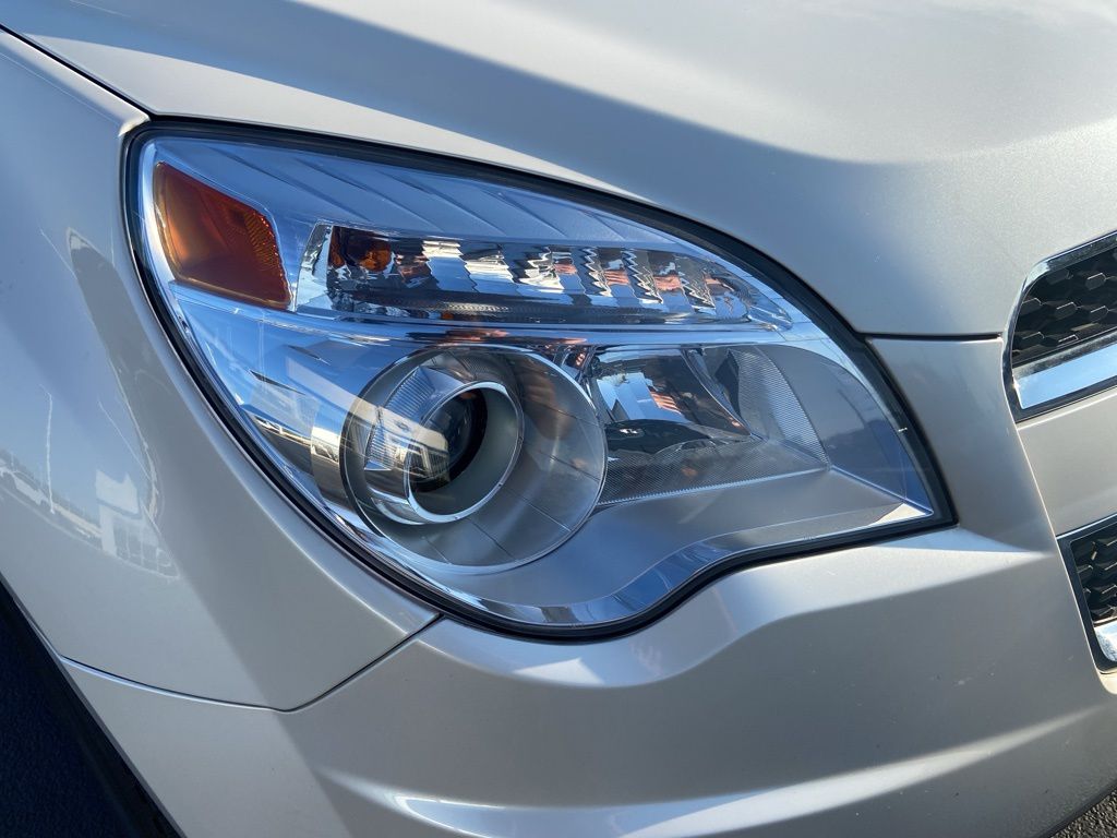 Thumbnail: 2013 Chevrolet Equinox - 9