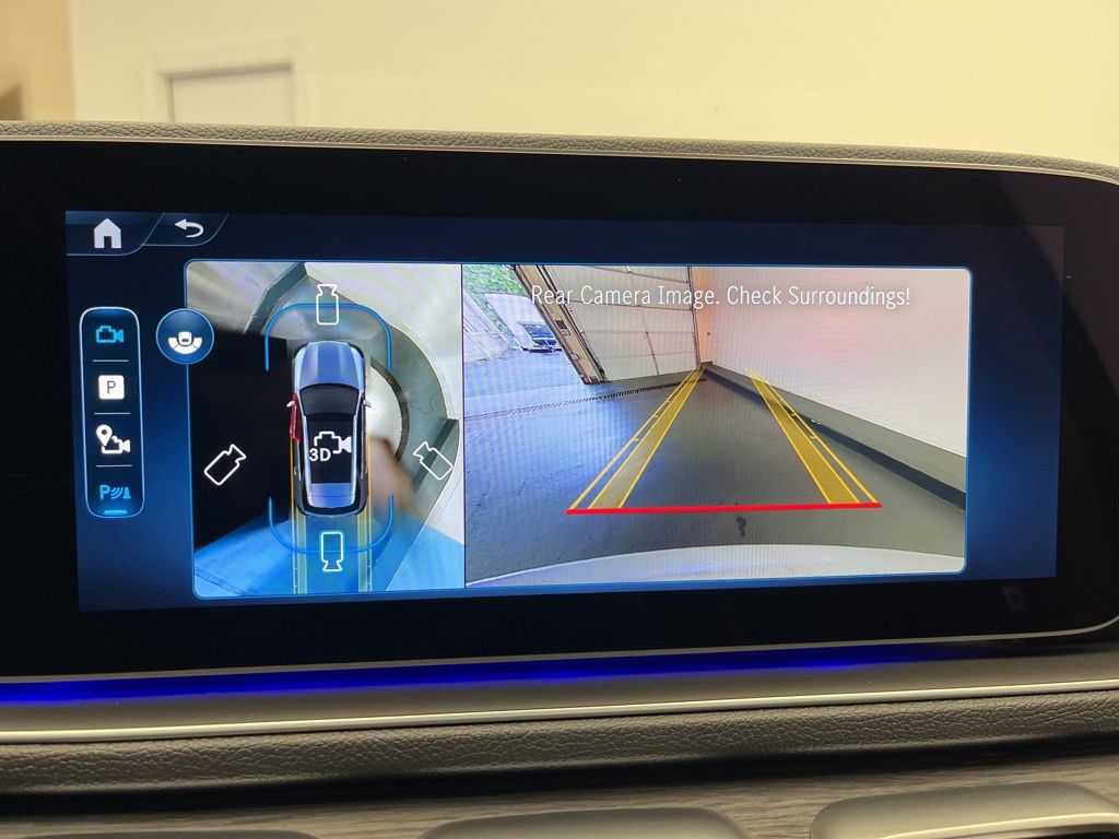 Thumbnail: 2026 Mercedes-Benz GLE - 18