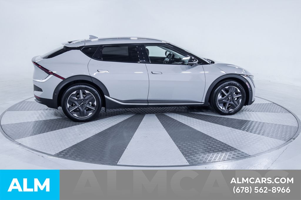 Used 2025 Gray Kia Light image 11