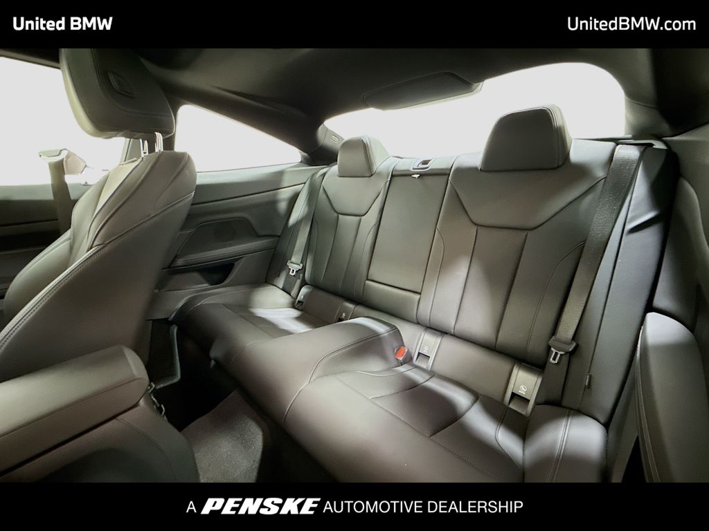 Thumbnail: 2025 BMW 4 Series - 13