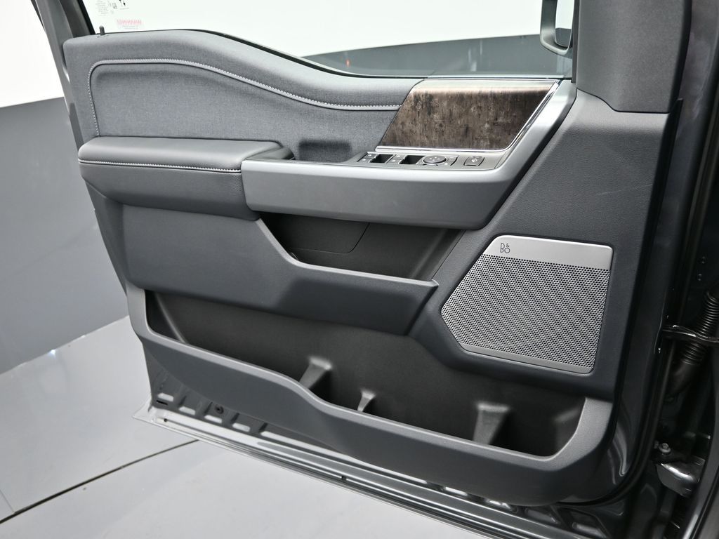 2026 Ford F-350 Super Duty Lariat