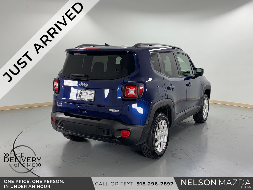 Used 2019 Blue Jeep Latitude image 6
