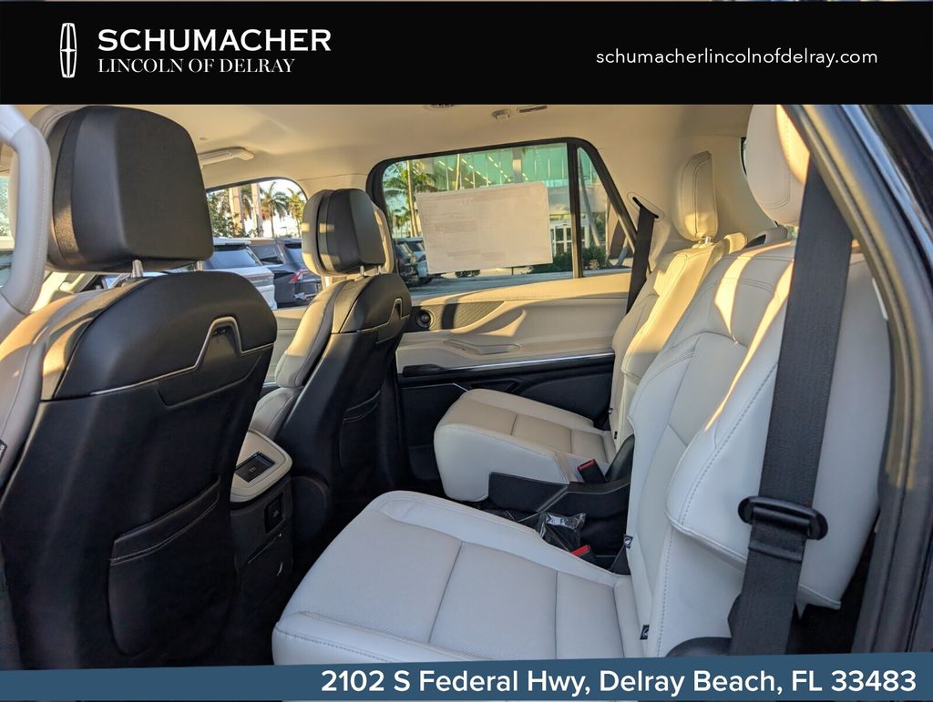 new 2026 Lincoln Navigator car, priced at $87,299