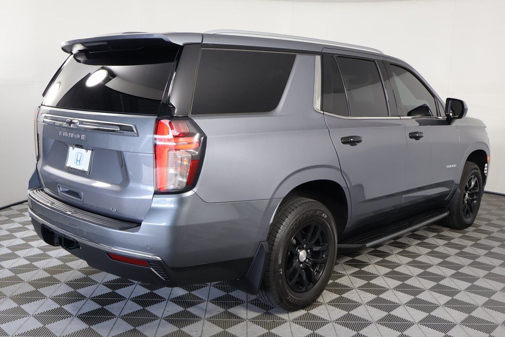 Thumbnail: 2022 Chevrolet Tahoe - 4