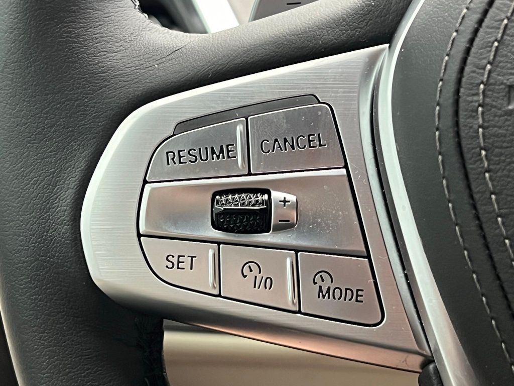Thumbnail: 2024 BMW X7 - 20