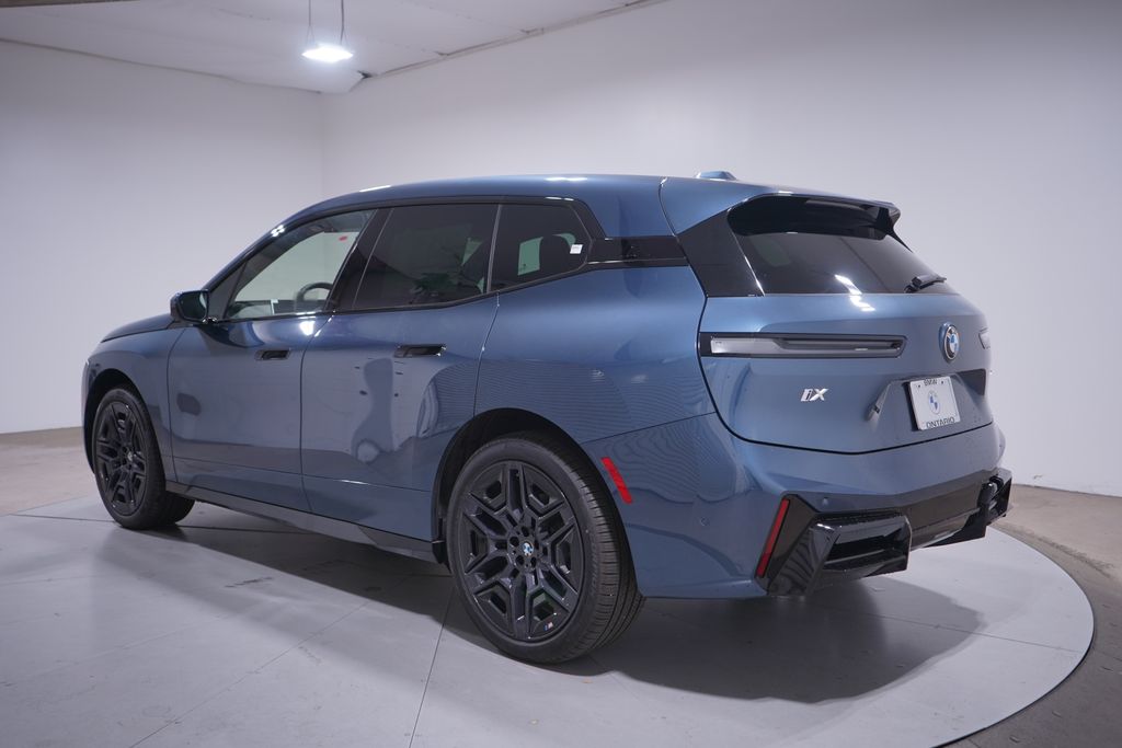 Thumbnail: 2026 BMW iX - 3