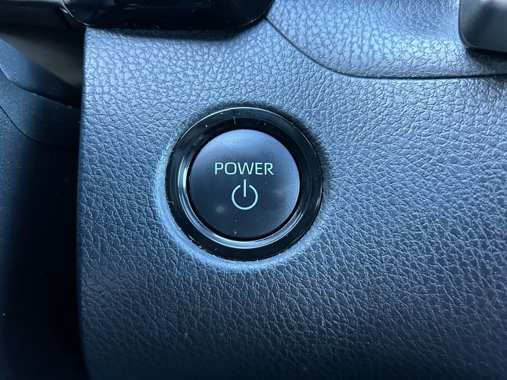 Thumbnail: 2025 Toyota Camry - 29