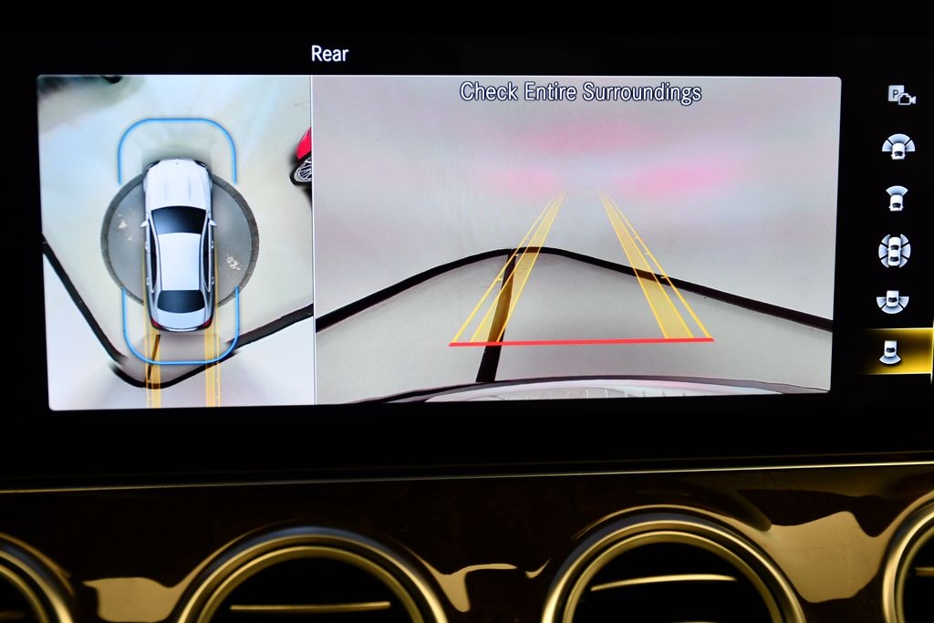 Thumbnail: 2023 Mercedes-Benz E-Class - 27