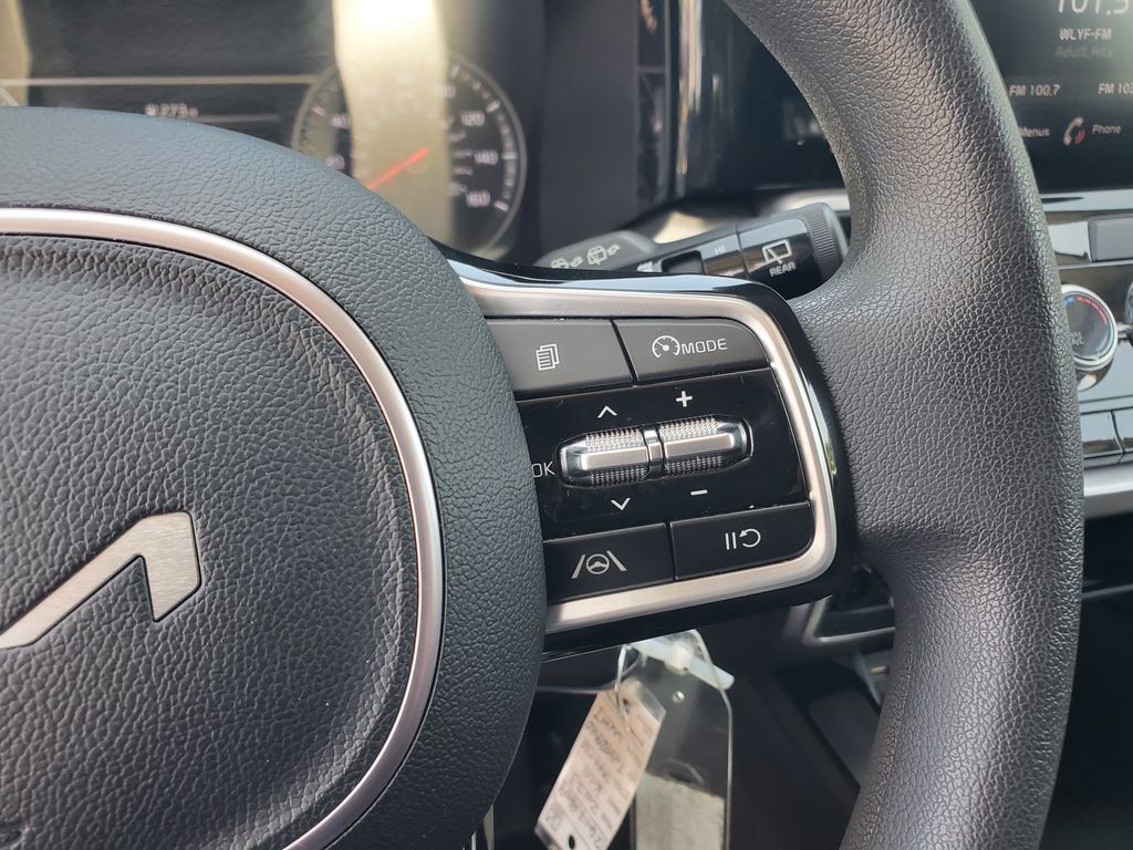 2023 Kia Sorento - $18,488