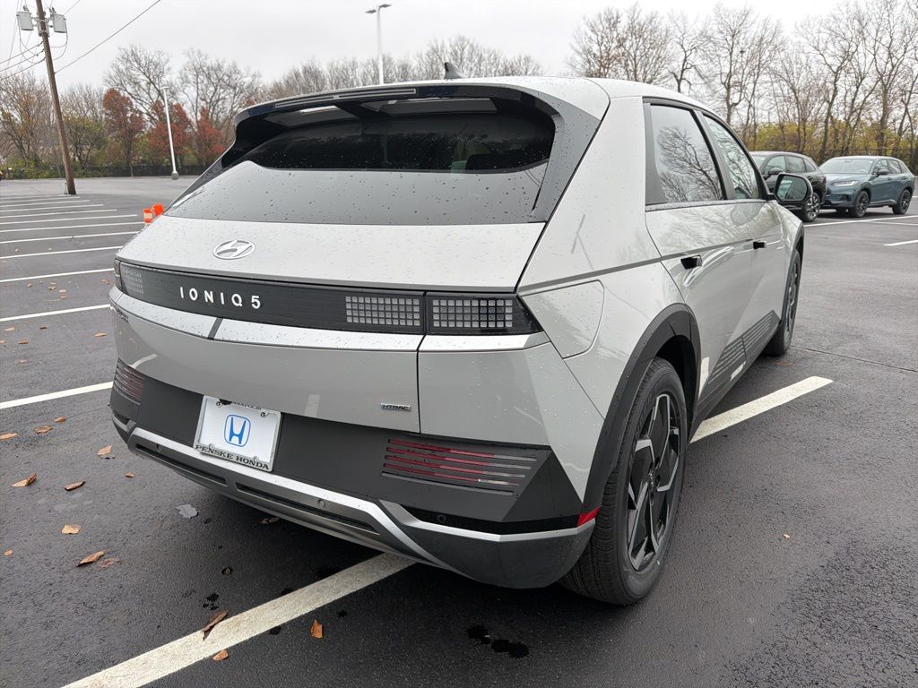 Thumbnail: 2024 Hyundai Ioniq 5 - 5