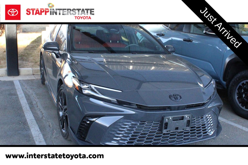2025 Toyota Camry XSE FWD