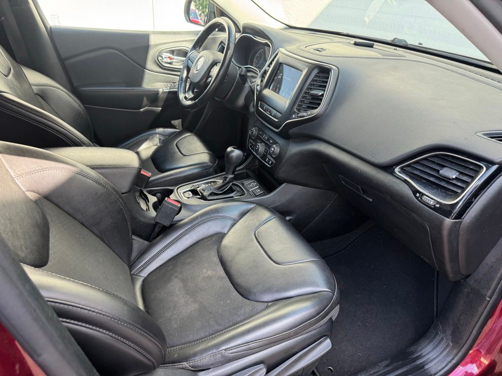 Used Car 2021 Jeep Cherokee  Altitude For Sale Under $20,000 In Georgetown, Texas