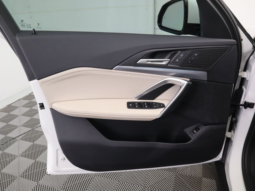 Thumbnail: 2023 BMW X1 - 25