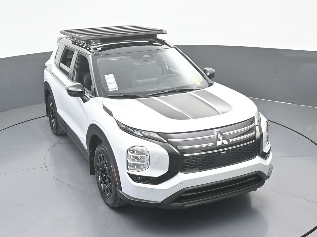 New 2026 White / Black Mitsubishi Trail Edition image 55