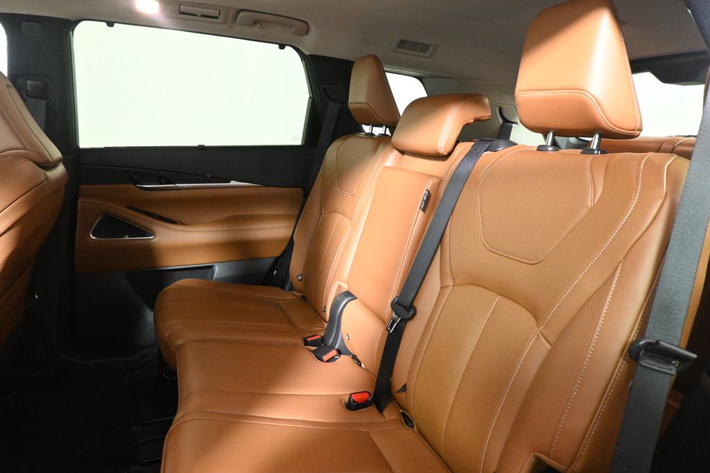 Thumbnail: 2024 INFINITI QX60 - 4