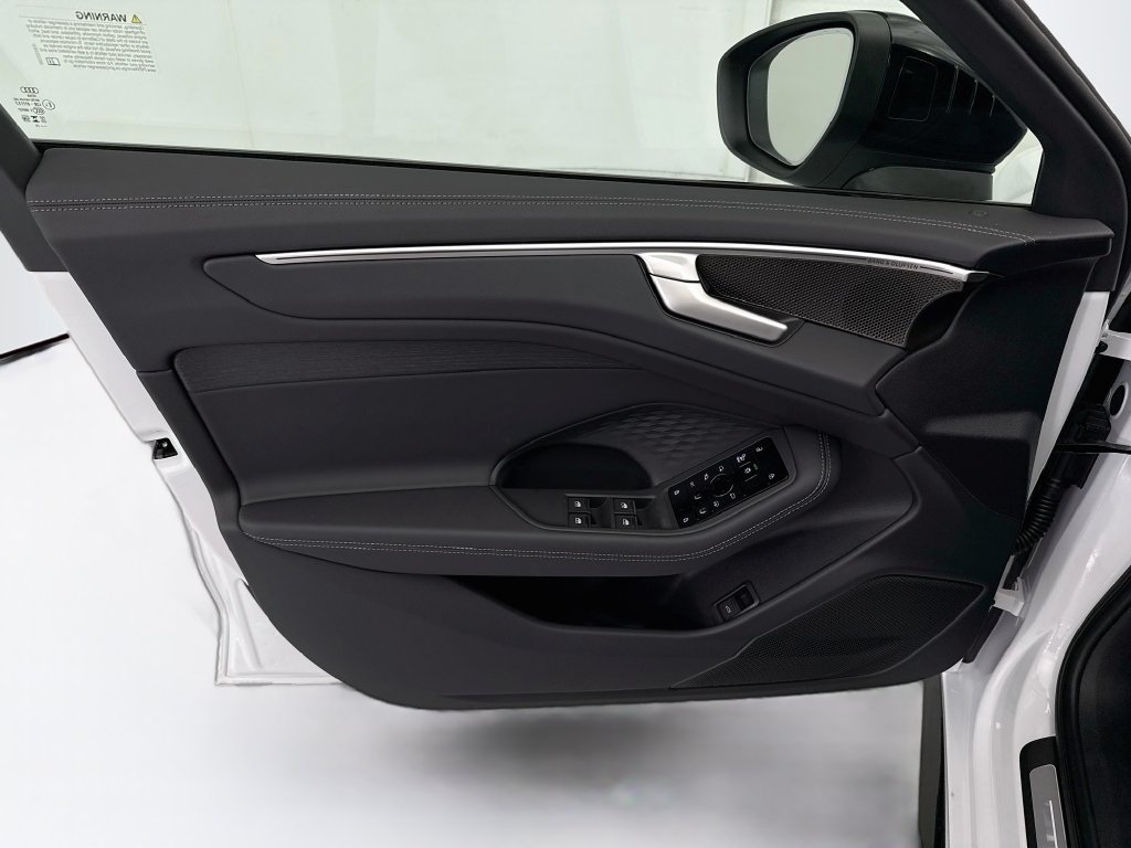 Thumbnail: 2026 Audi A6 - 24
