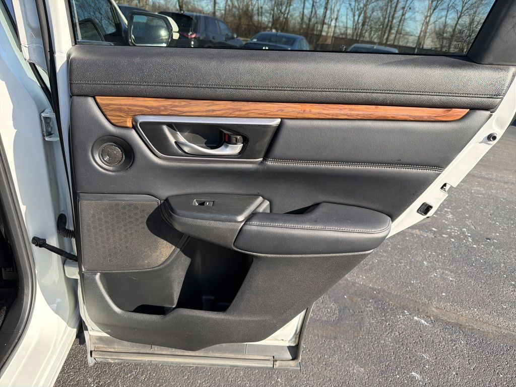 Thumbnail: 2018 Honda CR-V - 25