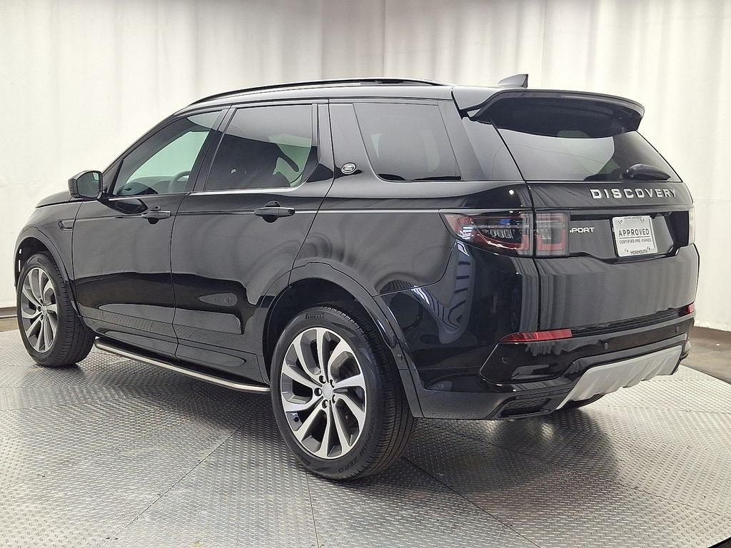 Thumbnail: 2025 Land Rover Discovery Sport - 6