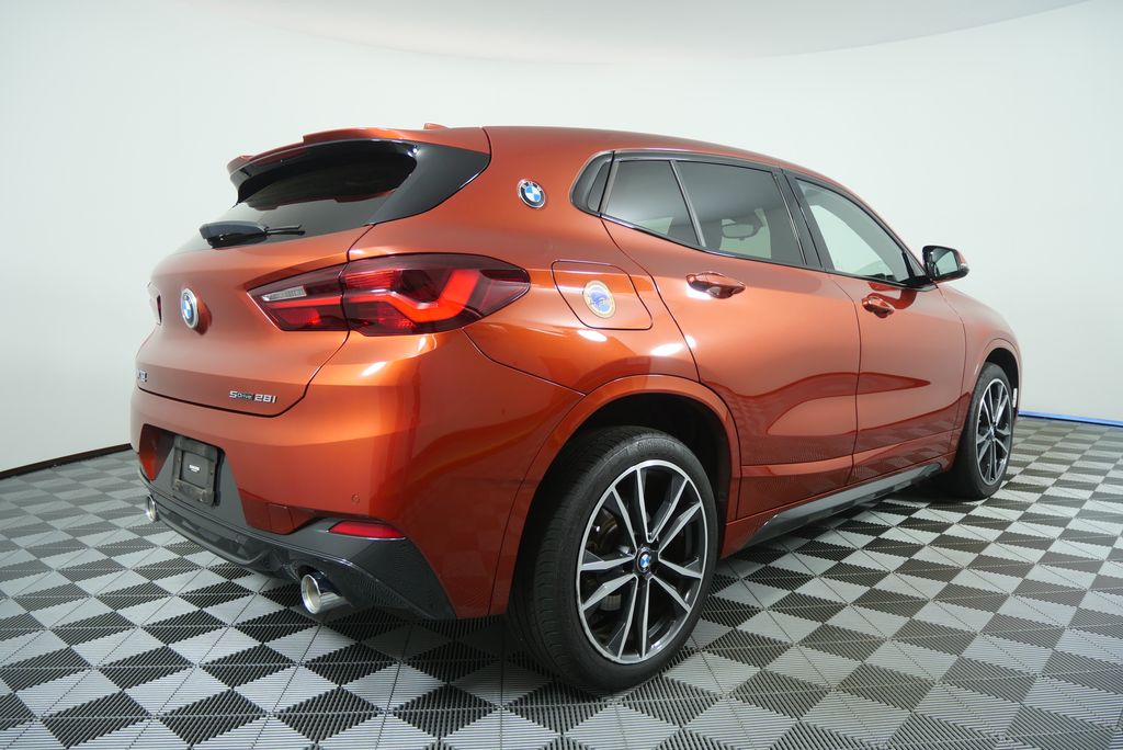 Thumbnail: 2023 BMW X2 - 3