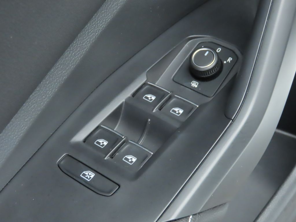 Thumbnail: 2025 Volkswagen Jetta - 23