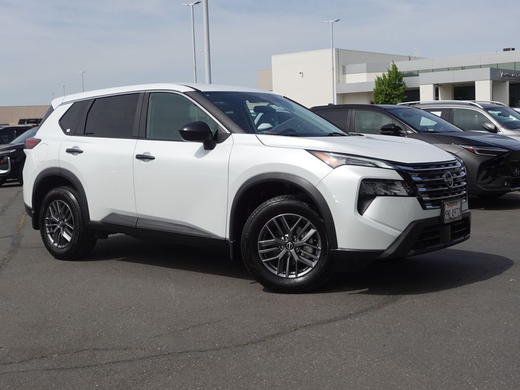 Used 2024 White Nissan S image 6