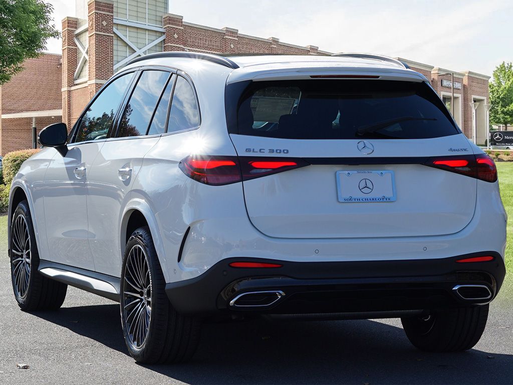 Thumbnail: 2026 Mercedes-Benz GLC - 7