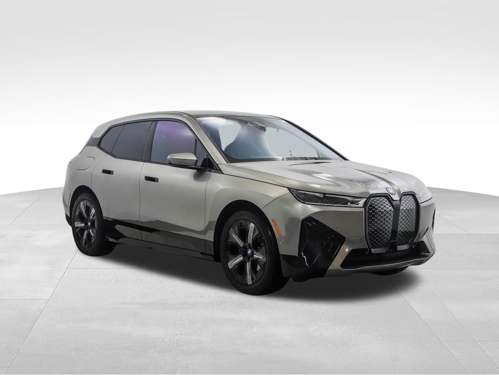 Thumbnail: 2023 BMW iX - 7