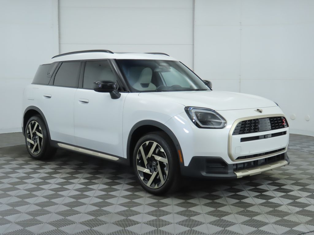 2025 MINI Cooper Countryman Base 3