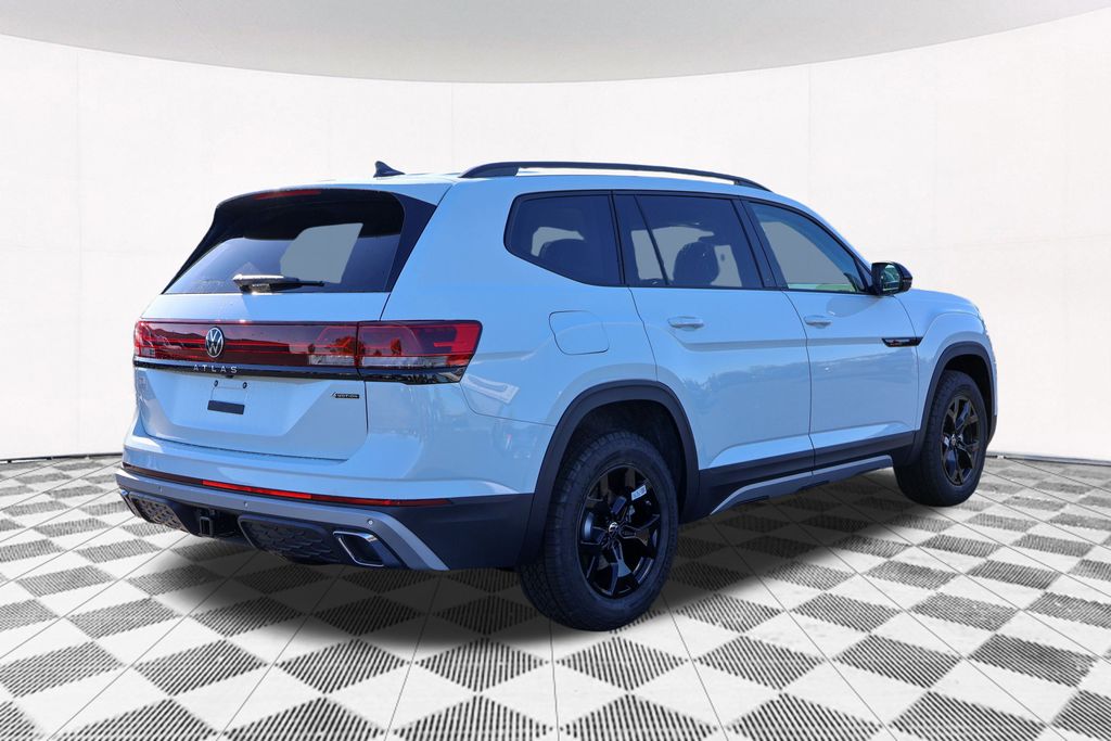 2025 Volkswagen Atlas  9