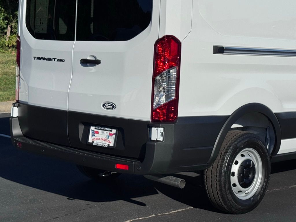 FordTransit-25035