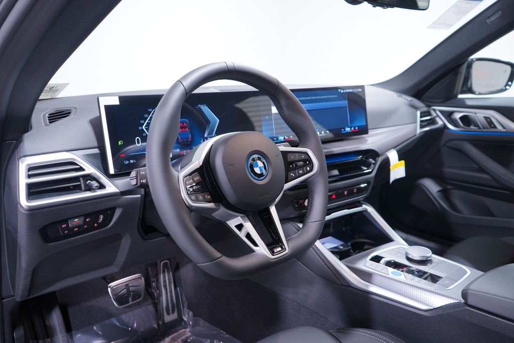 2025 BMW i4 eDrive40 6