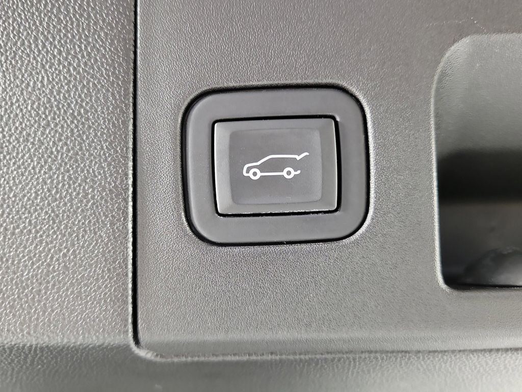 2023 Cadillac XT5 Luxury White at Tom Peacock Cadillac
