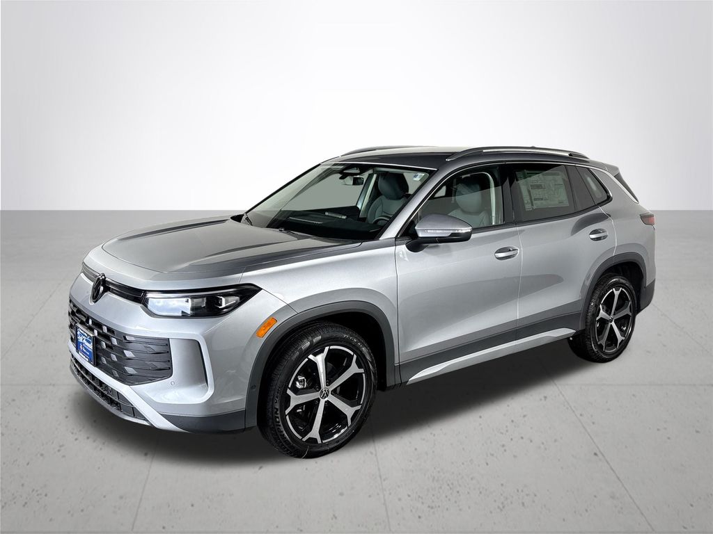 2025 Volkswagen Tiguan SE photo 2