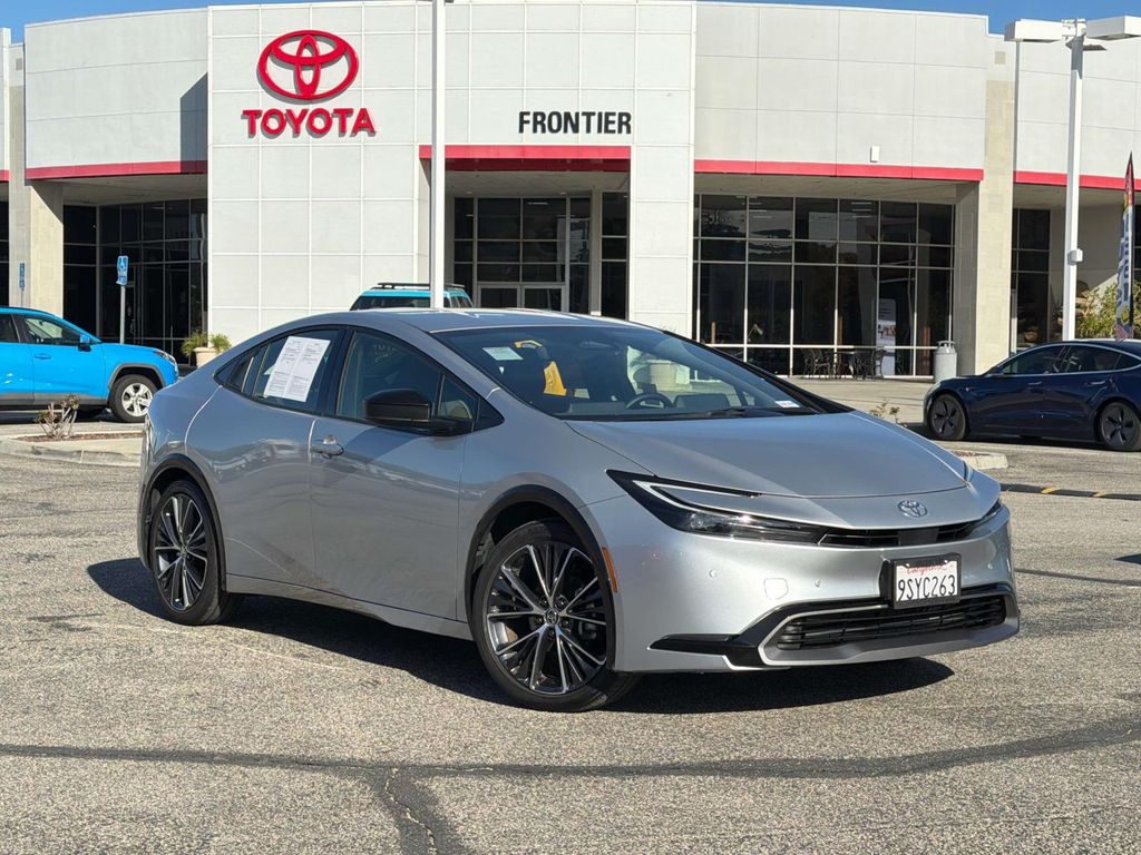 2025 Toyota Prius Limited FWD