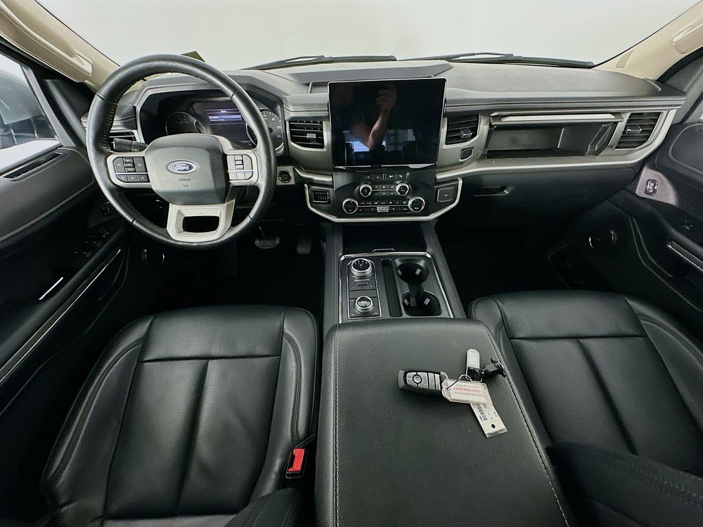 FordExpedition Max10