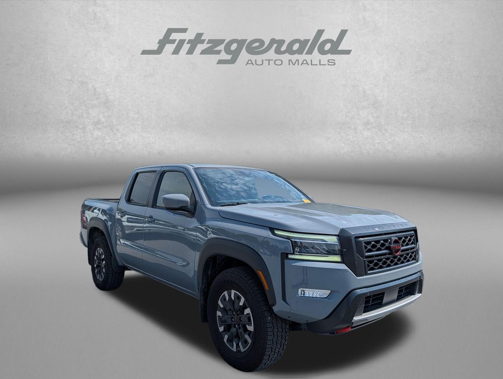 2024 Nissan Frontier PRO-4X Crew Cab 4WD