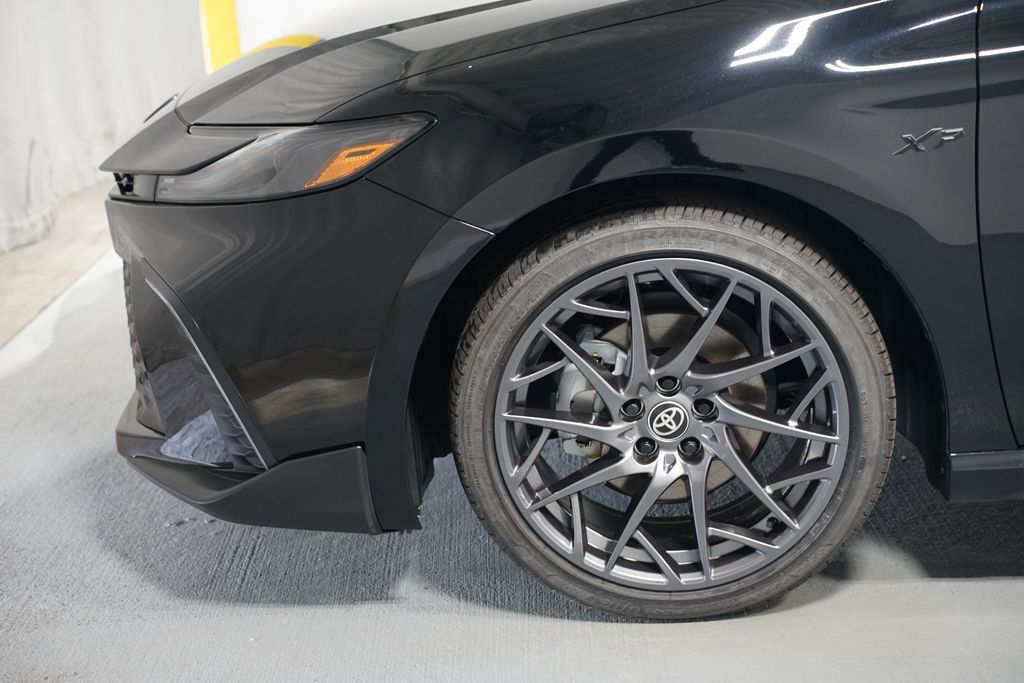 Thumbnail: 2025 Toyota Camry - 5